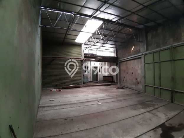 Unit Gudang disewakan di Kiaracondong Bandung dengan LT 900m2 / LB 450m2 Unit Gudang disewakan di Kiaracondong Bandung dengan LT 900m2 / LB 450m2