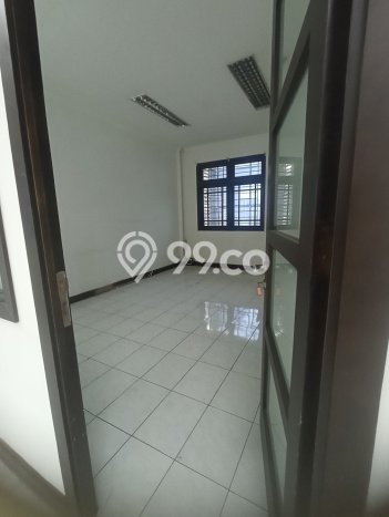 Unit Ruko Dijual di Lengkong Bandung 750m2 Unit Ruko Dijual di Lengkong Bandung 750m2