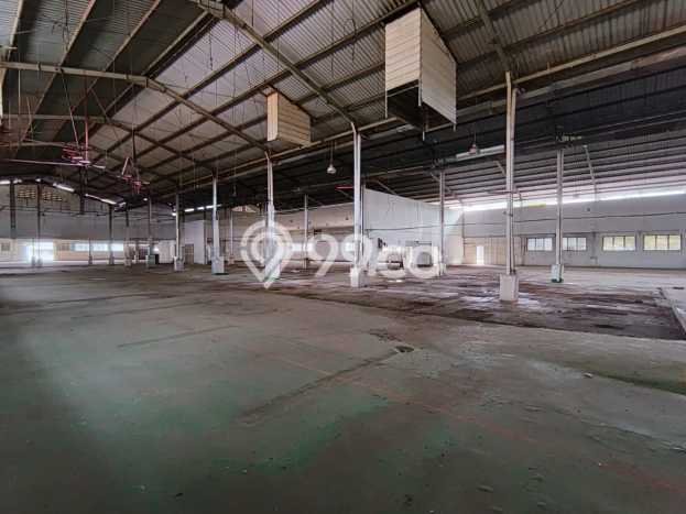 Gudang disewakan lokasi strategis Bojongsoang Bandung 6000m2 Gudang disewakan lokasi strategis Bojongsoang Bandung 6000m2