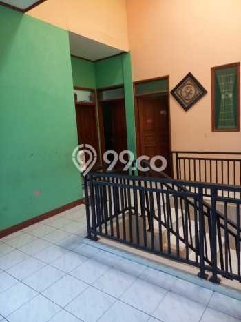 For Sale Rumah 4 Kamar Lokasi Strategis Nyaman dan Strategis di Astanaanyar For Sale Rumah 4 Kamar Lokasi Strategis Nyaman dan Strategis di Astanaanyar