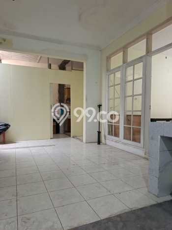 Rumah Elit Modern Tanpa Renovasi di Taman Kopo Indah Bandung Rumah Elit Modern Tanpa Renovasi di Taman Kopo Indah Bandung