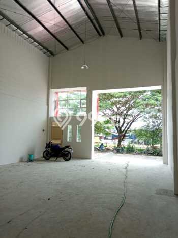 Gudang Bagus LT 96m2 LB 173m2 Dijual di Kutawaringin Bandung Gudang Bagus LT 96m2 LB 173m2 Dijual di Kutawaringin Bandung