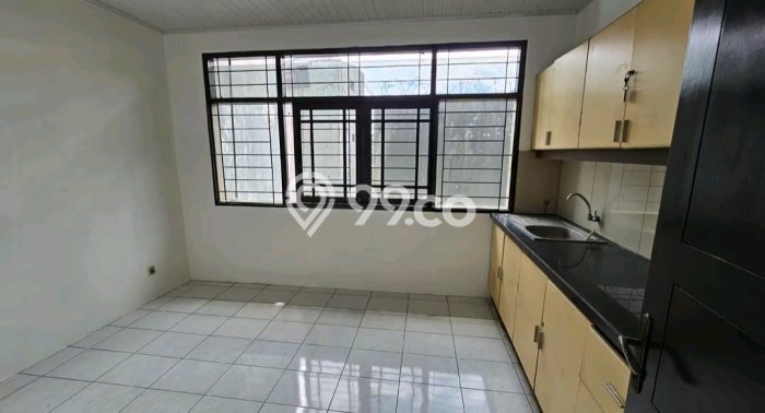Disewakan Ruko Bisnis di Lengkong Bandung Harga Sewa Menarik Bisa Nego Disewakan Ruko Bisnis di Lengkong Bandung Harga Sewa Menarik Bisa Nego