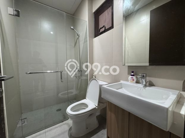 Rumah sewa siap pakai 5 KT di BSD City, Tangerang Rumah sewa siap pakai 5 KT di BSD City, Tangerang