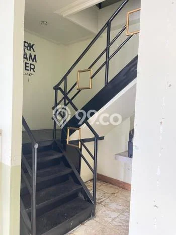 KAWASAN KOMERSIAL! Ruko For Rent Kawasan Denpasar Barat, Luas 108m2m², Jalan Utama KAWASAN KOMERSIAL! Ruko For Rent Kawasan Denpasar Barat, Luas 108m2m², Jalan Utama