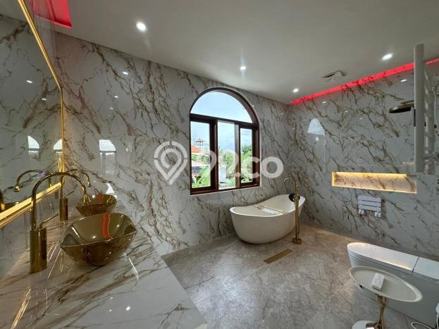 Kesempatan Investasi! Vila Kawasan , Dimensi 200m2m², Lokasi Premium dengan potensi meningkat Kesempatan Investasi! Vila Kawasan , Dimensi 200m2m², Lokasi Premium dengan potensi meningkat