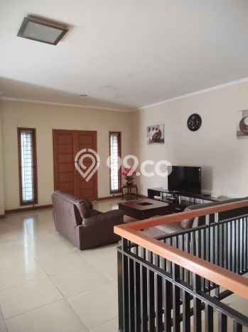Ready to Use! Premium House LT 455m2 Desain Modern di Kemang Pratama Ready to Use! Premium House LT 455m2 Desain Modern di Kemang Pratama