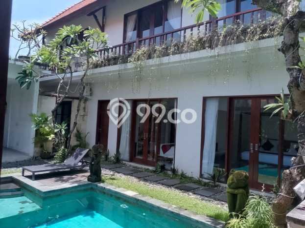 Vila Strategis di , Dimensi 340m2m², Lingkungan Nyaman untuk keluarga Vila Strategis di , Dimensi 340m2m², Lingkungan Nyaman untuk keluarga