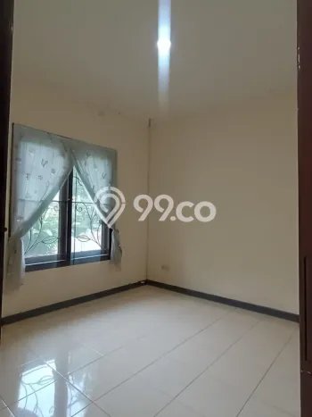 Rumah sewa siap huni 3 KT di Citraland, Surabaya Rumah sewa siap huni 3 KT di Citraland, Surabaya