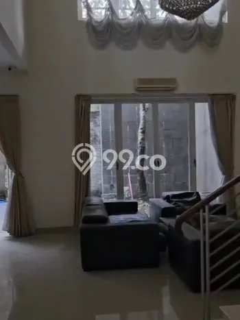 Disewakan! Rumah 4 Kamar Tidur &
3 Kamar Mandi di Citraland, Surabaya Disewakan! Rumah 4 Kamar Tidur &
3 Kamar Mandi di Citraland, Surabaya