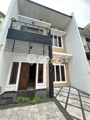 Rumah sewa siap huni 3 KT di Citraland, Surabaya Rumah sewa siap huni 3 KT di Citraland, Surabaya