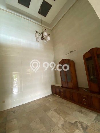 Hunian Mewah Siap Huni LT 182m2 di Cinere, Depok Hunian Mewah Siap Huni LT 182m2 di Cinere, Depok