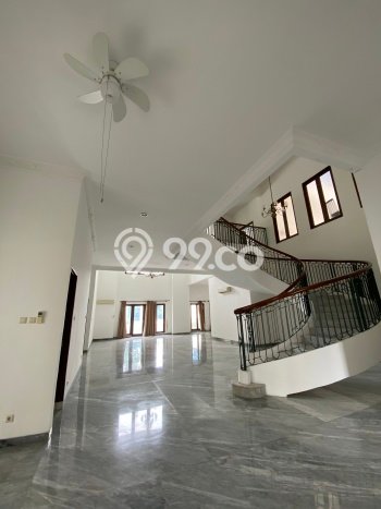 Rumah Sewa Jakarta Selatan LT 1400m2 LB 1200m2 Area Pondok Indah Rumah Sewa Jakarta Selatan LT 1400m2 LB 1200m2 Area Pondok Indah