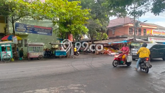 Tanah di Pedurungan, Luas 132m², Dekat Jalan Utama, Area Prospektif Tanah di Pedurungan, Luas 132m², Dekat Jalan Utama, Area Prospektif