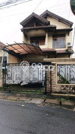 Hunian Mewah LB 200m2 Siap Huni Desain Elegan di Kelapa Dua, Jakarta Barat Hunian Mewah LB 200m2 Siap Huni Desain Elegan di Kelapa Dua, Jakarta Barat