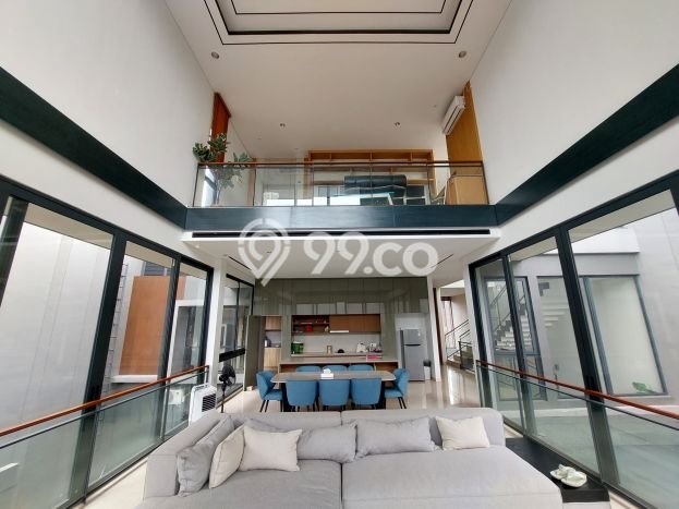 Ready to Use! Luxury House LT 495m2 Desain Elegan di Lengkong Kulon Ready to Use! Luxury House LT 495m2 Desain Elegan di Lengkong Kulon