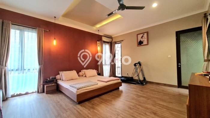 Jual Rumah Luas Elegan Dengan View Eksklusif di BSD The Icon, Tangerang Jual Rumah Luas Elegan Dengan View Eksklusif di BSD The Icon, Tangerang