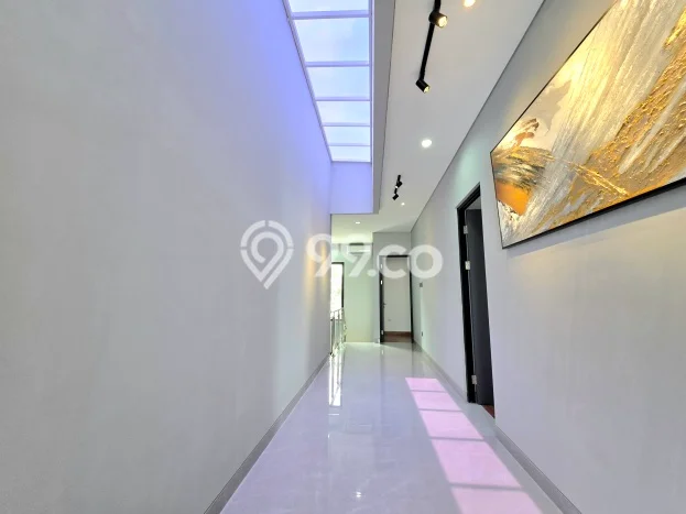 Rumah Elit Modern Siap Huni di BSD Kencana Loka Tangerang Rumah Elit Modern Siap Huni di BSD Kencana Loka Tangerang