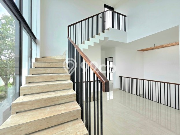Hunian Elit LB 250m2 Siap Pakai Desain Elegan di BSD The Icon, Tangerang Hunian Elit LB 250m2 Siap Pakai Desain Elegan di BSD The Icon, Tangerang
