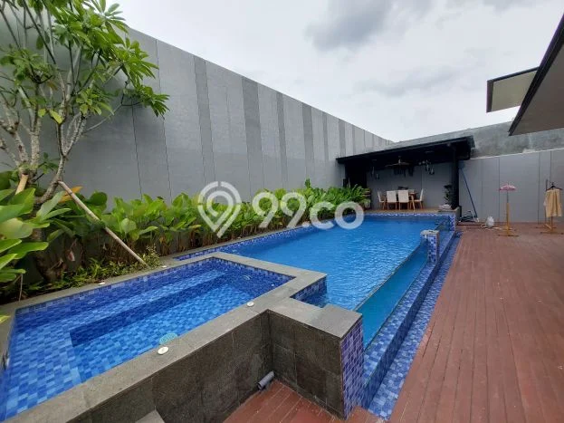 Ready to Use! Luxury House LT 495m2 Desain Elegan di Lengkong Kulon Ready to Use! Luxury House LT 495m2 Desain Elegan di Lengkong Kulon