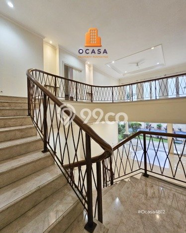Rumah Luxury Modern Tanpa Renovasi di Pondok Indah Jakarta Selatan Rumah Luxury Modern Tanpa Renovasi di Pondok Indah Jakarta Selatan