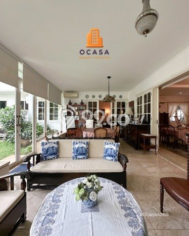 For Sale! Premium House LT 914m2 Desain Modern di Senayan For Sale! Premium House LT 914m2 Desain Modern di Senayan