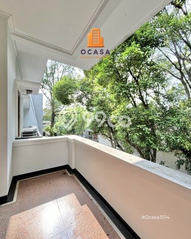 Ready to Use! Luxury House LT 650m2 Desain Elegan di Kuningan Ready to Use! Luxury House LT 650m2 Desain Elegan di Kuningan