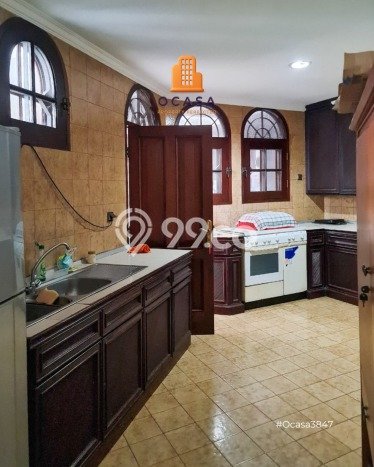 Ready to Use! Luxury House LT 865m2 Desain Elegan di Mega Kuningan Ready to Use! Luxury House LT 865m2 Desain Elegan di Mega Kuningan