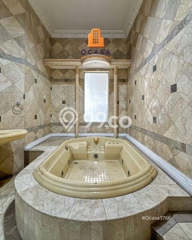 Rumah Mewah LB 1200m2 Siap Huni Desain Elegan di Pondok Indah, Jakarta Selatan Rumah Mewah LB 1200m2 Siap Huni Desain Elegan di Pondok Indah, Jakarta Selatan