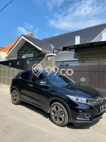 Rumah kawasan , 4 KT, Pemandangan Indah, LT 384m2m² Bangunan 350m2m² Rumah kawasan , 4 KT, Pemandangan Indah, LT 384m2m² Bangunan 350m2m²