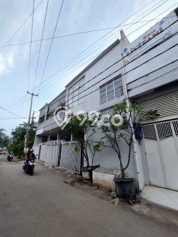 Untuk Dijual Kost 10 Kamar di Cirebon untuk Investasi Anda Untuk Dijual Kost 10 Kamar di Cirebon untuk Investasi Anda