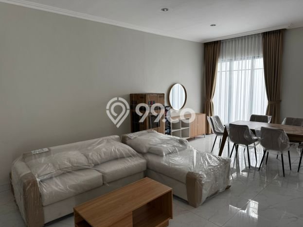 UNIT SPESIAL! Rumah di Summarecon Crown Gading, 3 KM, Dekat Pusat Kota, Luas 135m² Bangunan 149m² UNIT SPESIAL! Rumah di Summarecon Crown Gading, 3 KM, Dekat Pusat Kota, Luas 135m² Bangunan 149m²