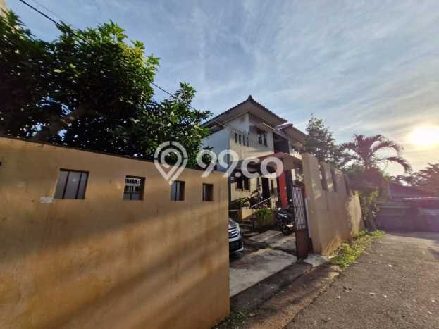 Dijual Rumah Premium dengan Fasilitas Sekitar Lengkap di Duren Sawit, Jakarta Timur Dijual Rumah Premium dengan Fasilitas Sekitar Lengkap di Duren Sawit, Jakarta Timur