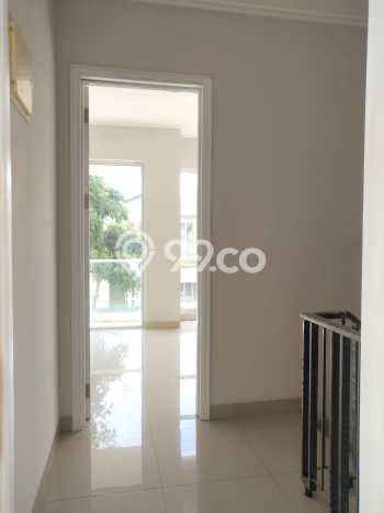NEW LISTING! Rumah kawasan Kelapa Gading, Siap Huni, 2 KT, Akses Kelapa Gading, Jakarta Utara, Jakarta Utara, LT 94m2m² LB 81m2m² NEW LISTING! Rumah kawasan Kelapa Gading, Siap Huni, 2 KT, Akses Kelapa Gading, Jakarta Utara, Jakarta Utara, LT 94m2m² LB 81m2m²