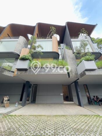 Jual Rumah Mewah Megah Dengan View Eksklusif di Kemang, Jakarta Selatan Jual Rumah Mewah Megah Dengan View Eksklusif di Kemang, Jakarta Selatan