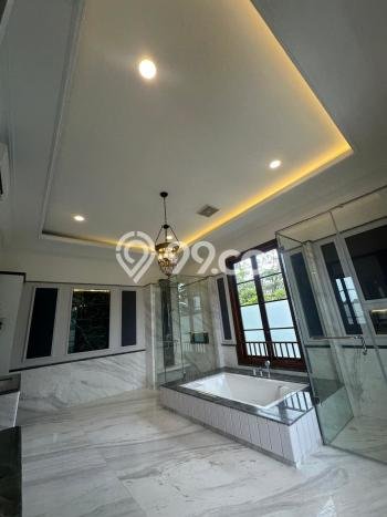 For Sale! Luxury House LT 1066m2 Desain Modern di Kemang For Sale! Luxury House LT 1066m2 Desain Modern di Kemang
