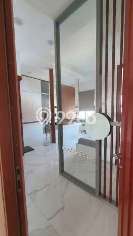 Dijual Rumah Premium dengan Fasilitas Sekitar Komplit di Kebon Jeruk, Jakarta Barat Dijual Rumah Premium dengan Fasilitas Sekitar Komplit di Kebon Jeruk, Jakarta Barat