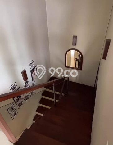 Jual Rumah Luas Elegan Dengan View Eksklusif di Pondok Labu, Jakarta Selatan Jual Rumah Luas Elegan Dengan View Eksklusif di Pondok Labu, Jakarta Selatan