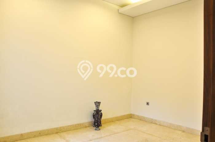 Rumah Elit Modern Tanpa Renovasi di Gandaria Jakarta Selatan Rumah Elit Modern Tanpa Renovasi di Gandaria Jakarta Selatan