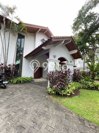 Jual Rumah Mewah Elegan Dengan View Eksklusif di Pondok Indah, Jakarta Selatan Jual Rumah Mewah Elegan Dengan View Eksklusif di Pondok Indah, Jakarta Selatan