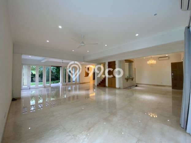 Rumah Cantik Siap Pakai Di Kebayoran Baru Luas 1000m2 Lokasi Strategis Rumah Cantik Siap Pakai Di Kebayoran Baru Luas 1000m2 Lokasi Strategis