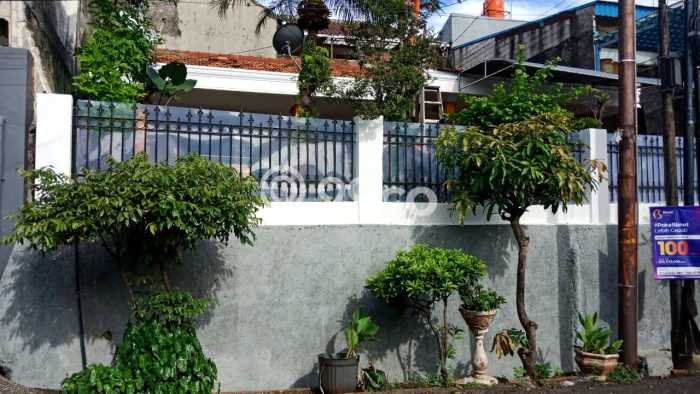 For Sale! Luxury House LT 280m2 Desain Modern di Tanah Kusir For Sale! Luxury House LT 280m2 Desain Modern di Tanah Kusir