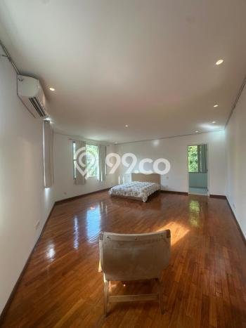 Disewakan Rumah Harga Terjangkau di SCBD Jakarta Selatan Punya 5 KT Disewakan Rumah Harga Terjangkau di SCBD Jakarta Selatan Punya 5 KT