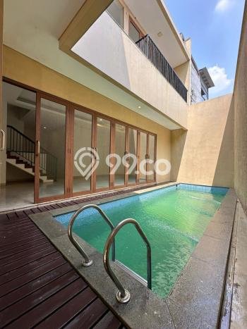 Jual Rumah Mewah Elegan Dengan View Cantik di Kemang, Jakarta Selatan Jual Rumah Mewah Elegan Dengan View Cantik di Kemang, Jakarta Selatan