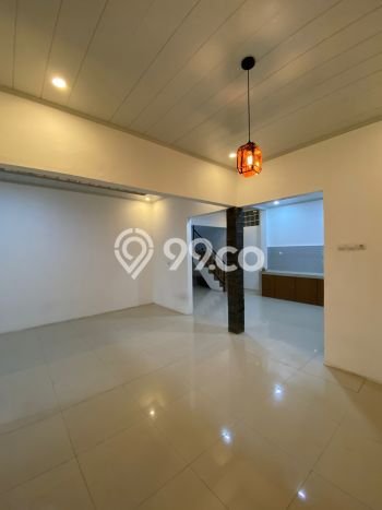 Rumah Modern Cantik 3 Kamar Bisa Langsung Pindah di Ciledug Rumah Modern Cantik 3 Kamar Bisa Langsung Pindah di Ciledug
