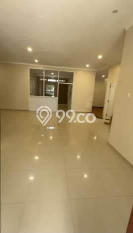 Ready to Use! Luxury House LT 187m2 Desain Modern di Singgasana Ready to Use! Luxury House LT 187m2 Desain Modern di Singgasana