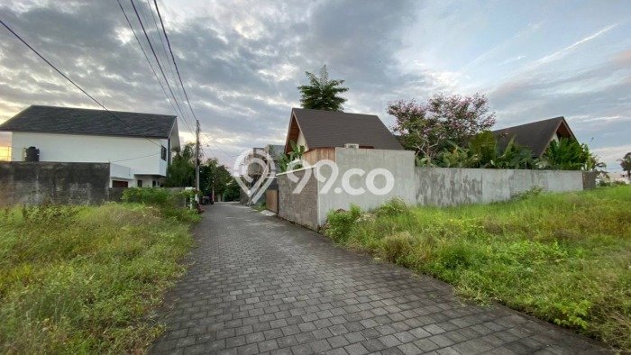 LOKASI STRATEGIS! Tanah di Kedungu, Luas 300m², Lokasi Berkembang, Cocok untuk Hunian LOKASI STRATEGIS! Tanah di Kedungu, Luas 300m², Lokasi Berkembang, Cocok untuk Hunian