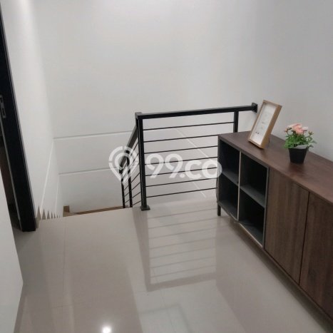 PENAWARAN TERBAIK! Rumah Strategis di Gayungan, Luas 96m2m² Bangunan 90m2m² PENAWARAN TERBAIK! Rumah Strategis di Gayungan, Luas 96m2m² Bangunan 90m2m²