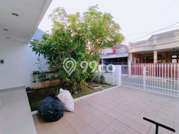 Jual Rumah Eksklusif 1 KT di Sukomanunggal, Surabaya Jual Rumah Eksklusif 1 KT di Sukomanunggal, Surabaya