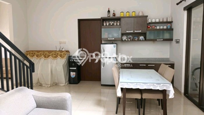 Rumah Minimalis 3 KT LT 143m2 di Jemursari Rumah Minimalis 3 KT LT 143m2 di Jemursari